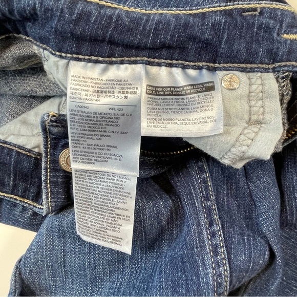 Levi's 518 Superlow Bootcut Stretch Jeans - Picture 7 of 10